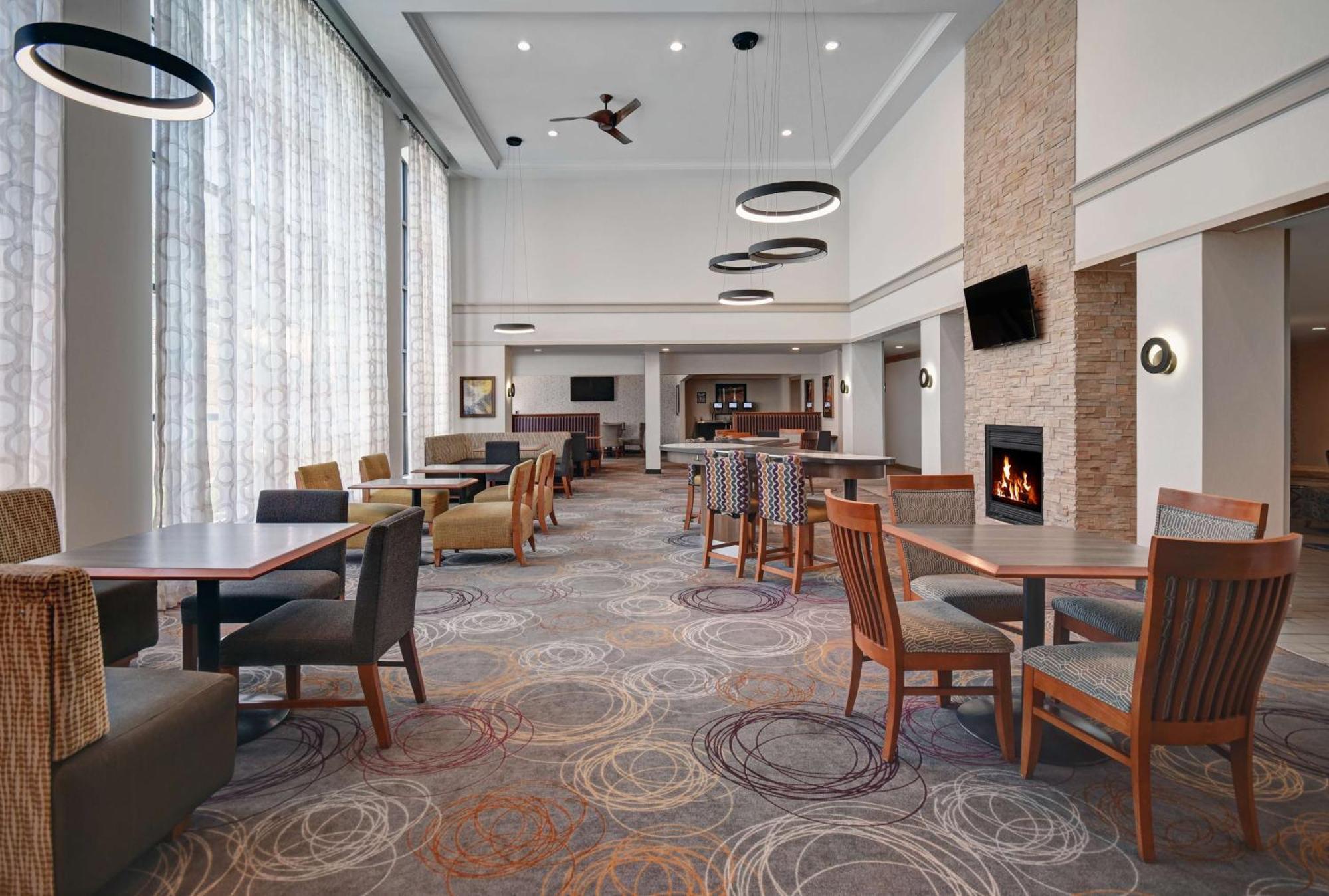 Homewood Suites By Hilton Eatontown Exterior photo